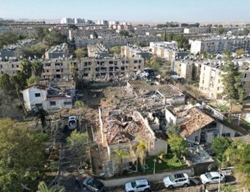 Πόλεμος στον Κόλπο: Η Ινδία βρίσκεται σε μια κατάσταση “μπρος γκρεμός και πίσω ρέμα”