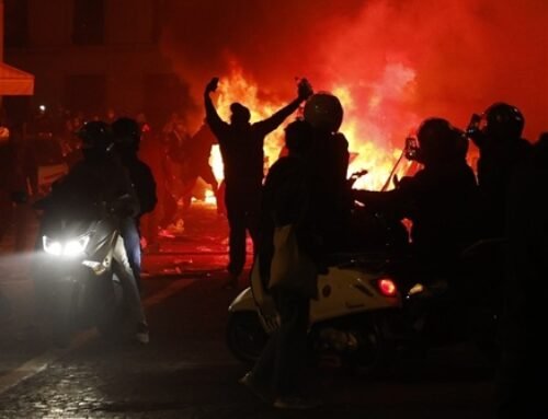 Η κοινωνική έκρηξη στην Γαλλία θέτει υπό αίρεση το ζήτημα της ευρωπαϊκής ολοκλήρωσης